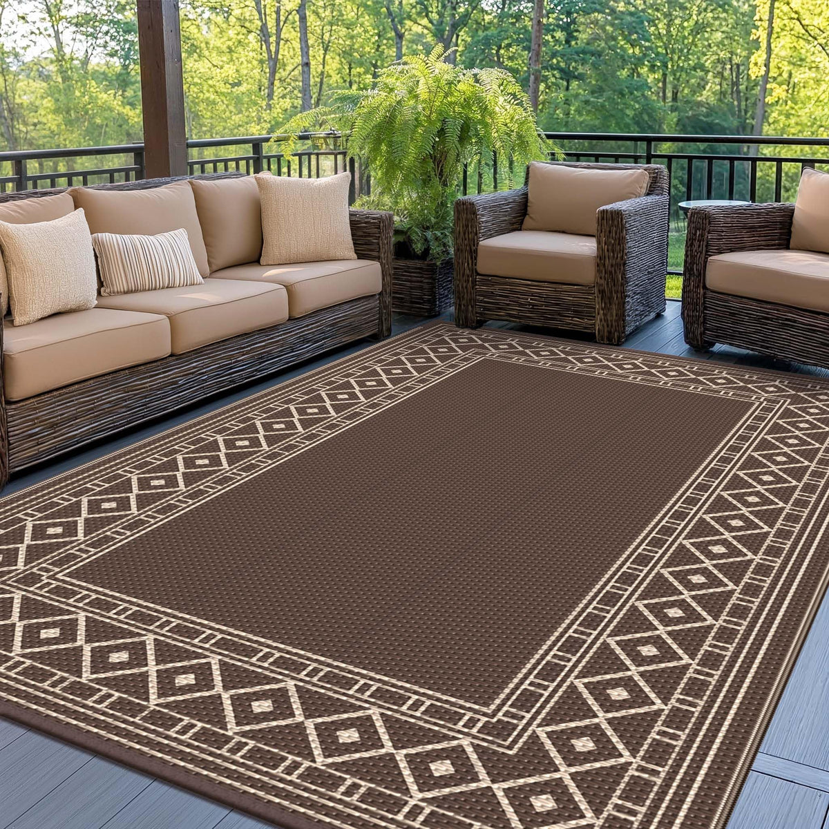 GENIMO alfombra frontal mostrando patrón geométrico y estilo coffee beige elegante