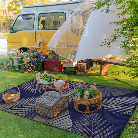 GENIMO alfombra colocada con muebles de exterior, crea área cómoda y protegida