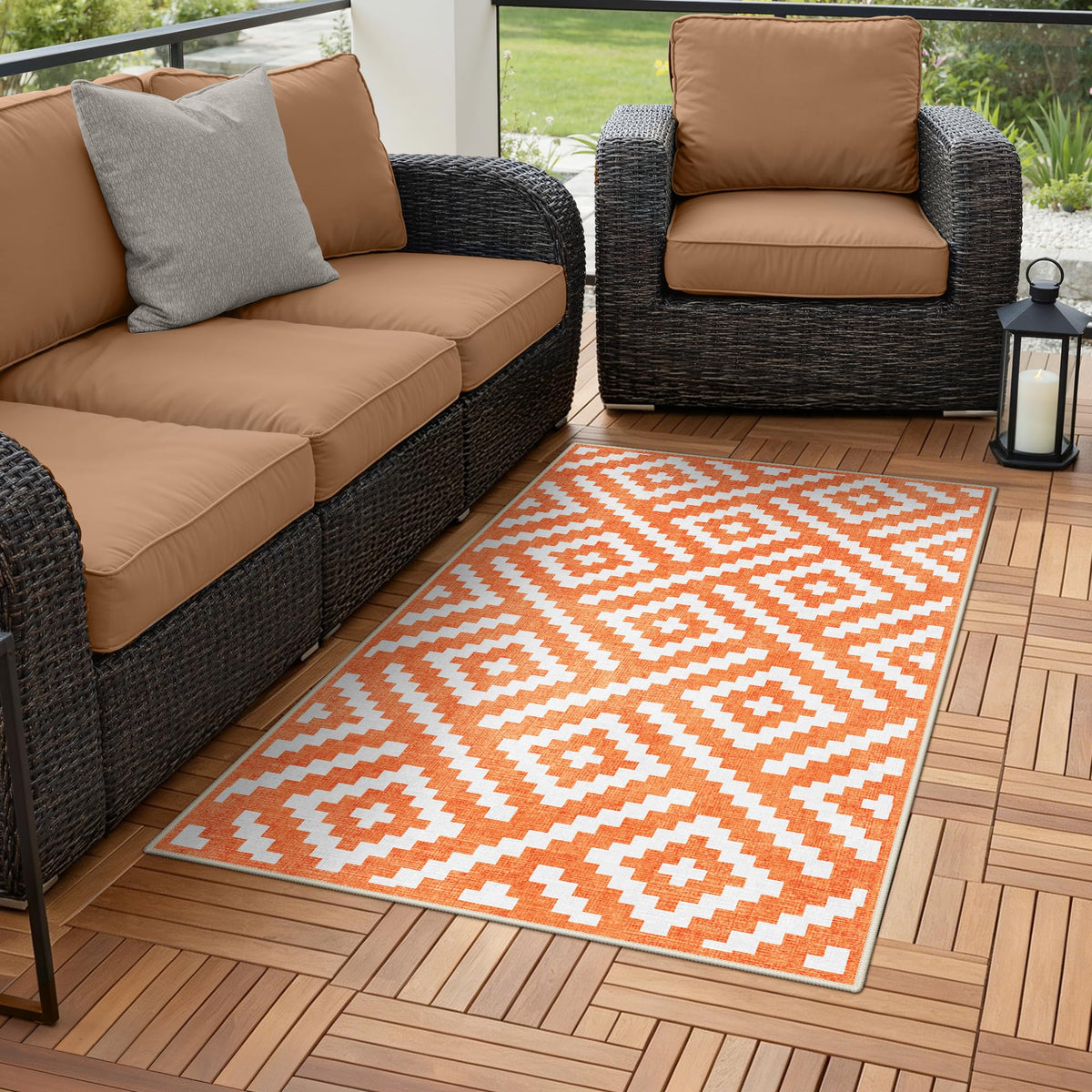 GENIMO alfombra frontal naranja medio mostrando color y patrón, mejora estética