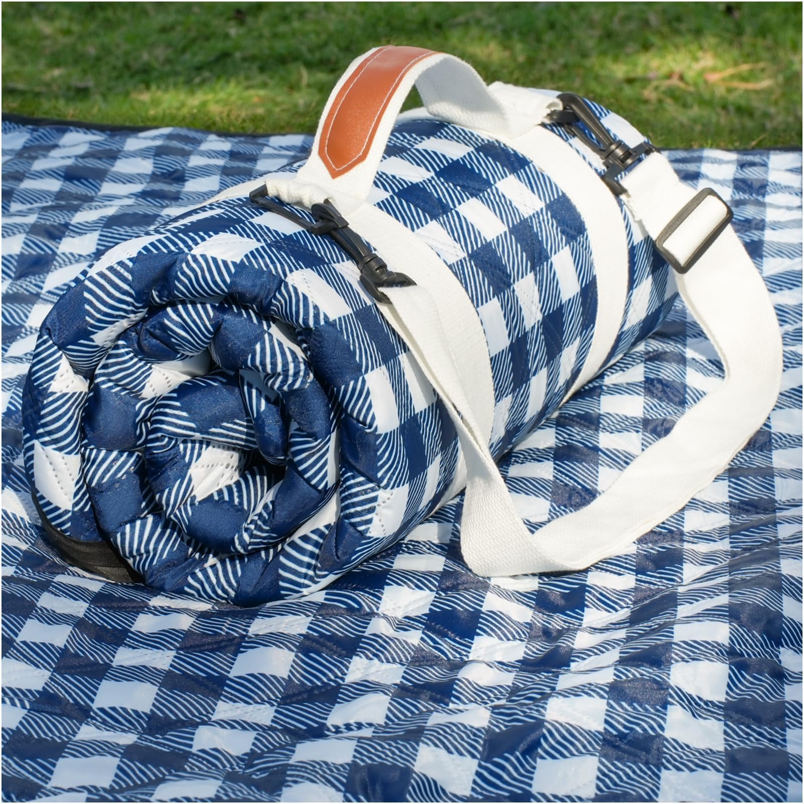Genovega manta picnic frontal mostrando tamaño y diseño, ideal para reuniones