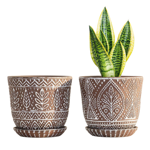 Gepege maceta cerámica frontal mostrando diseño minimalista y acabado elegante