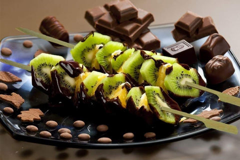 Gmark detalle de la punta que penetra carnes y frutas sin desmenuzarlas