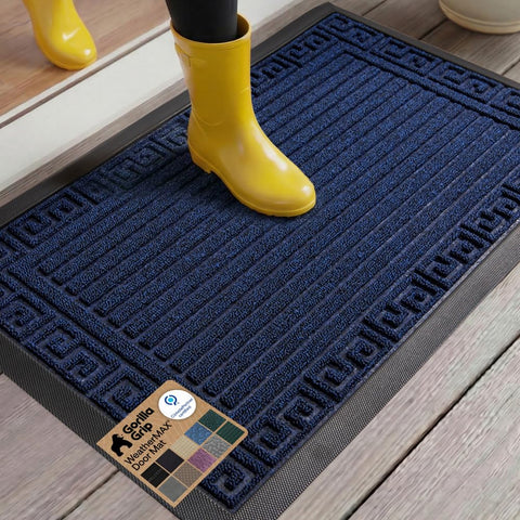 GORILLA GRIP felpudo frontal mostrando diseño Navy Greek Keys y protección estética