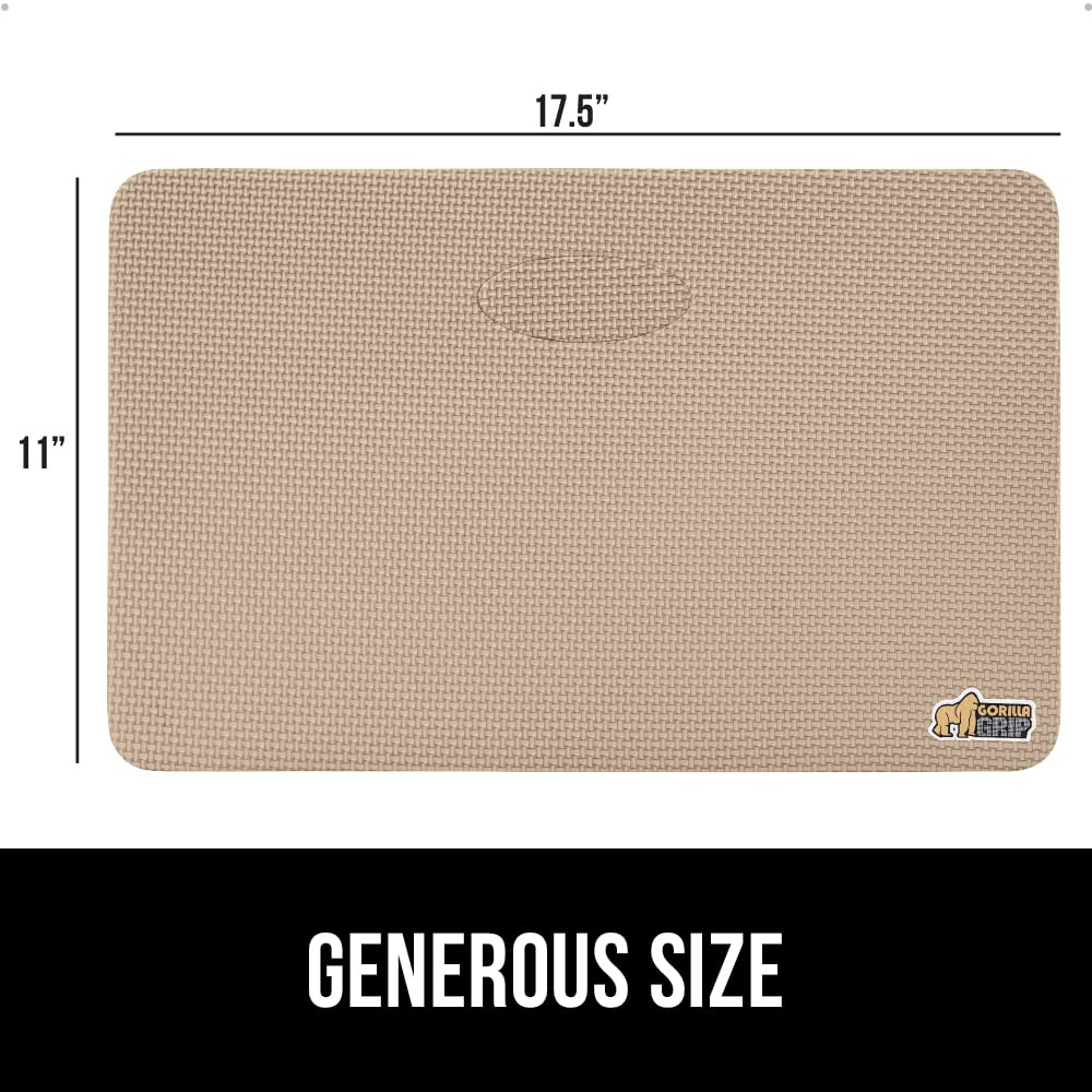 GORILLA GRIP sobre suelo húmedo demostrando resistencia al agua y durabilidad