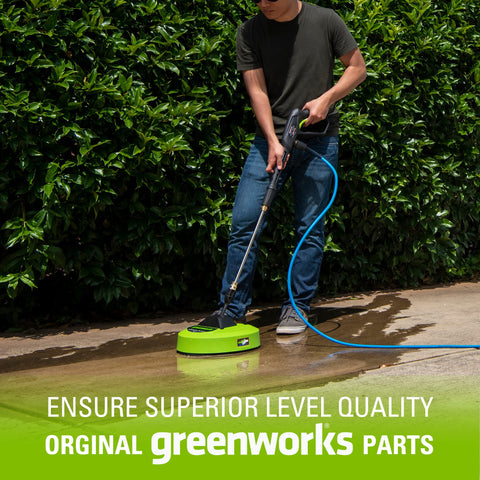 Greenworks conexión rápida 1/4" mostrando acople seguro y fácil