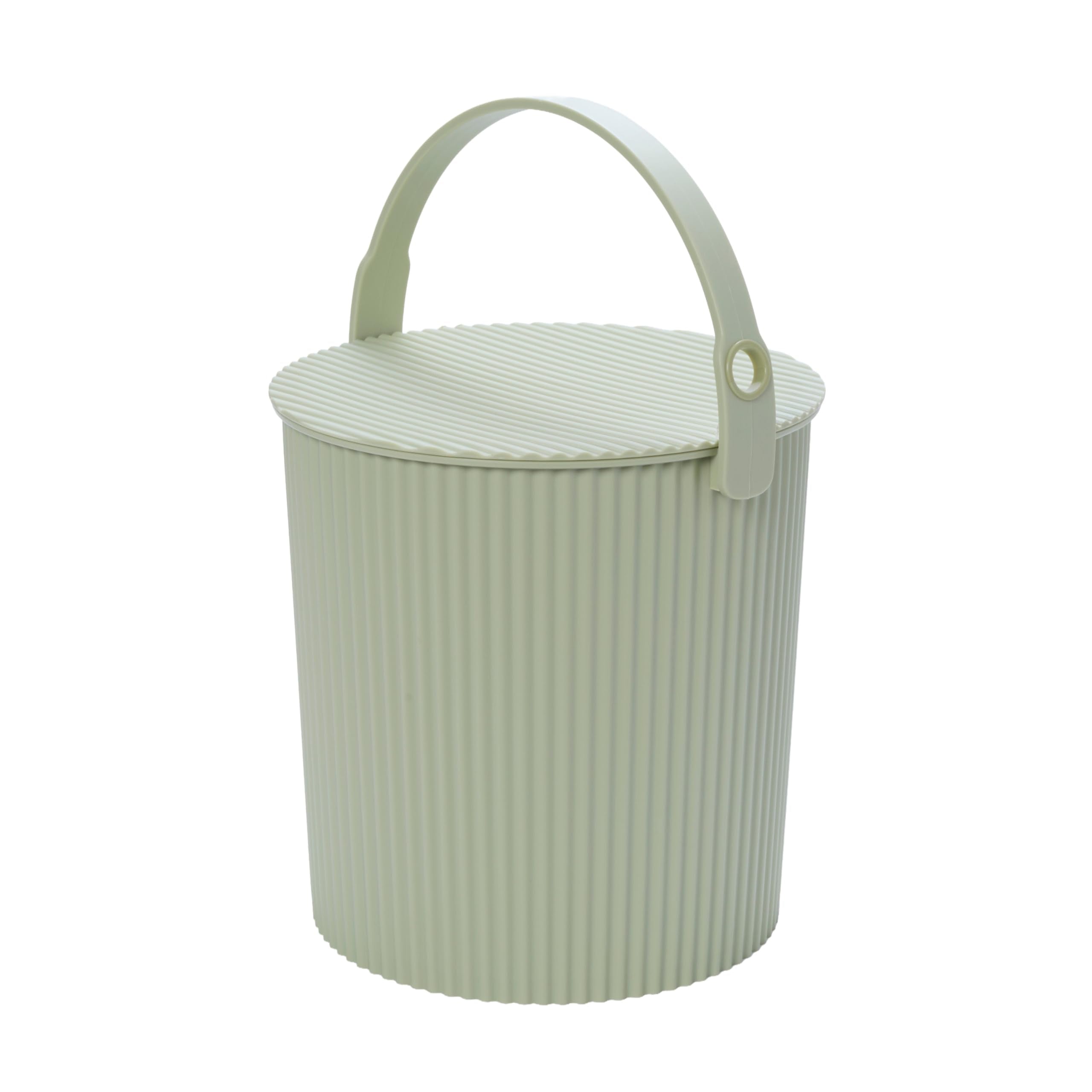 Hachiman cubo grande frontal mostrando diseño y color por Martha Stewart