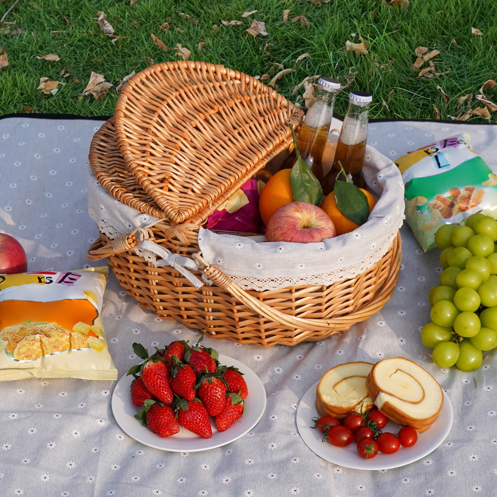HappyPicnic llena de frutas frescas lista para recoger