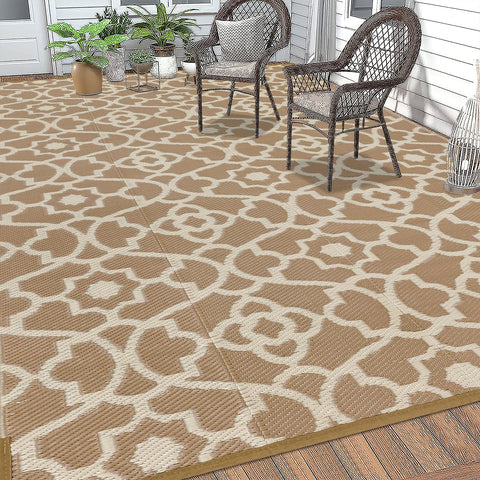 HEBE alfombra 8'x10' junto a muebles para mostrar escala y cobertura