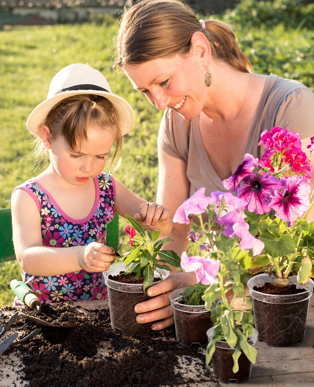homenote detalle inferior con orificios de drenaje que previene exceso de agua