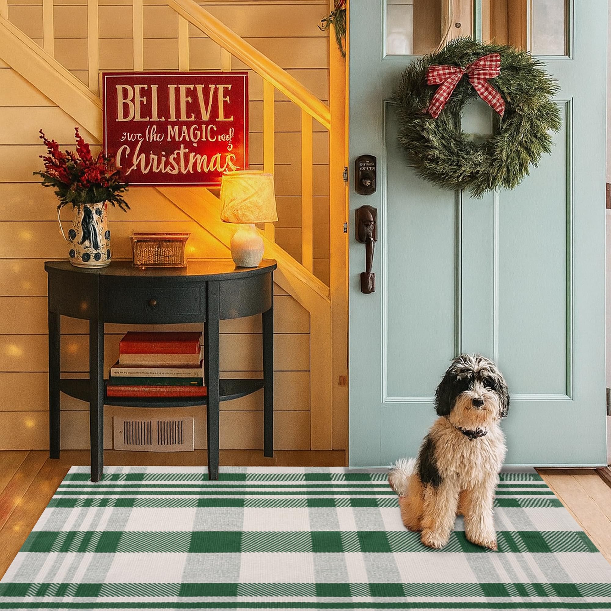 Homydecor alfombra en porche navideño; añade calidez y estilo festivo