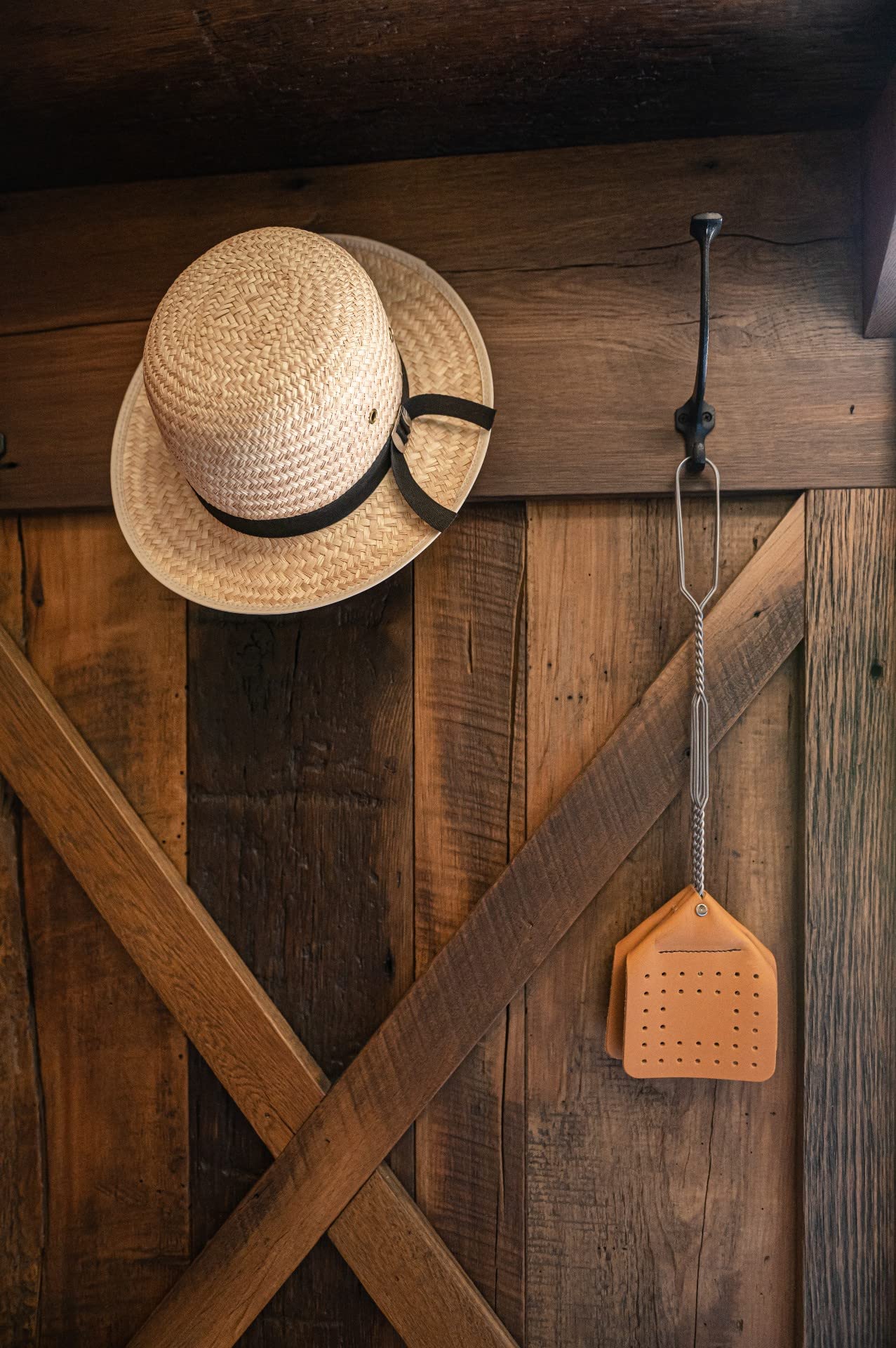 Hope Woodworking matamoscas colgado en pared para acceso rápido, orden