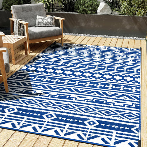 HUGEAR vista frontal de la alfombra 5x8 azul boho mostrando patrón y color