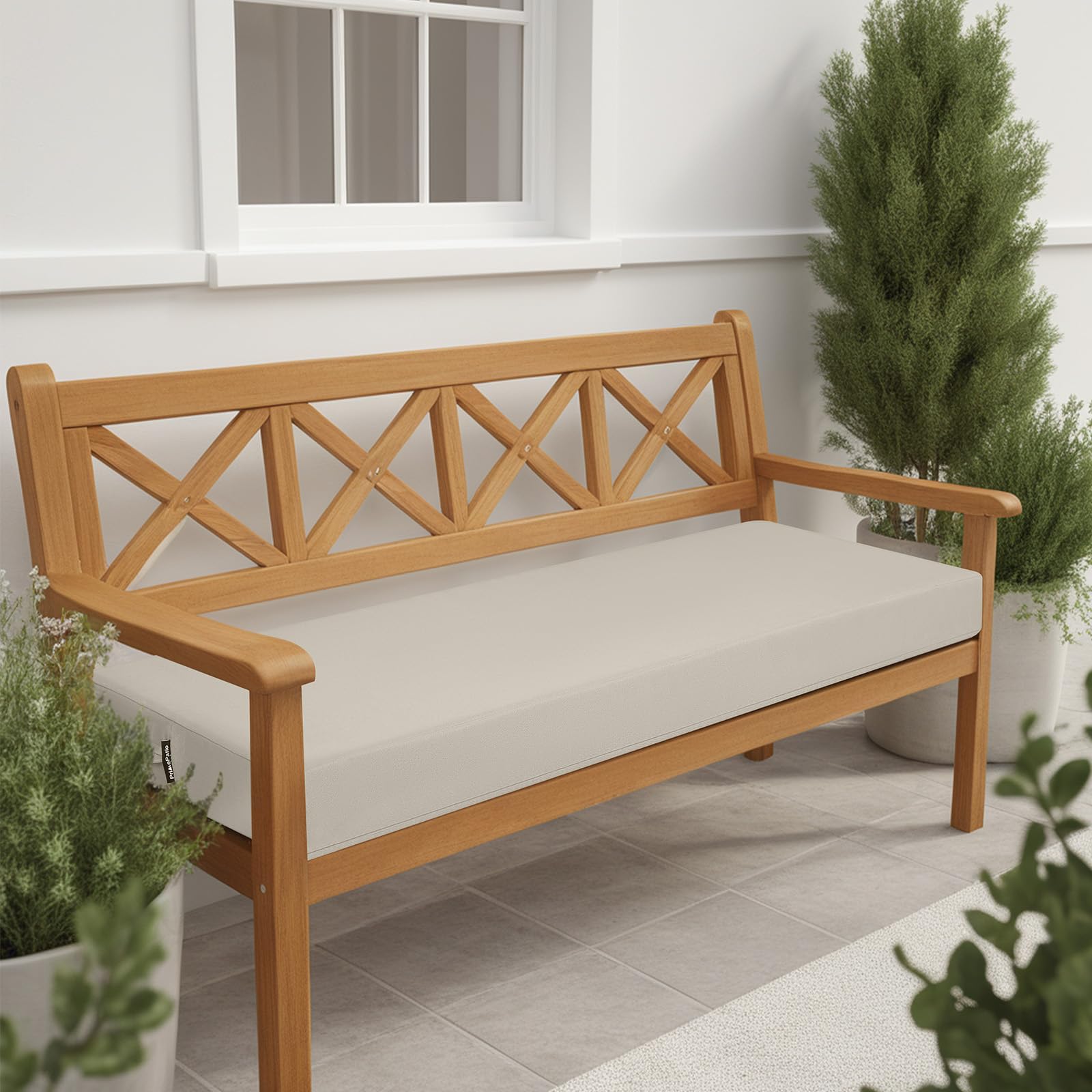 idee-home cojín en terraza estilizada mostrando aspecto renovado del mueble