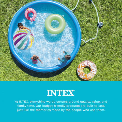 Intex cubierta instalada en jardín mostrando aspecto ordenado y mantenimiento fácil