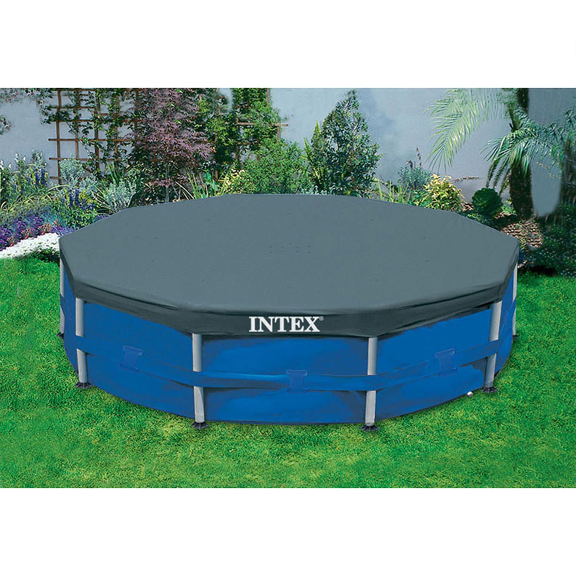 Intex cubierta colocada sobre piscina mostrando limpieza y orden