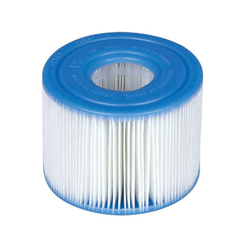 Intex filtro lifestyle en jardín mostrando mantenimiento sencillo del spa