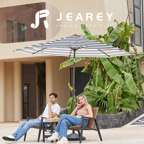 JEAREY sombrilla en terraza con mesa mostrando ambiente cómodo al aire libre