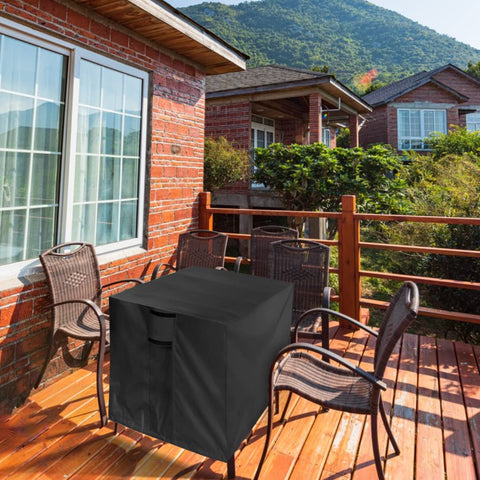 Jungda ambientada en terraza, protege mobiliario y mejora conservación exterior