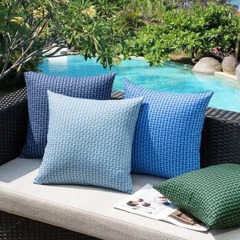 K KEVIN TEXTILE estilo en terraza, combina con elementos naturales