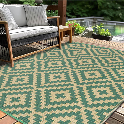 Kalafun alfombra exterior frontal mostrando diseño reversible y colores verdes