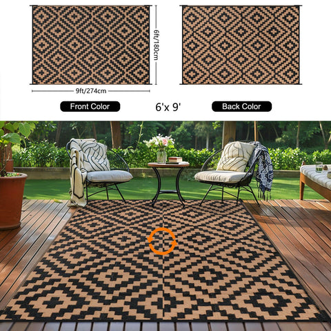 Kalafun alfombra en patio con muebles, ofrece confort y protección para terrazas