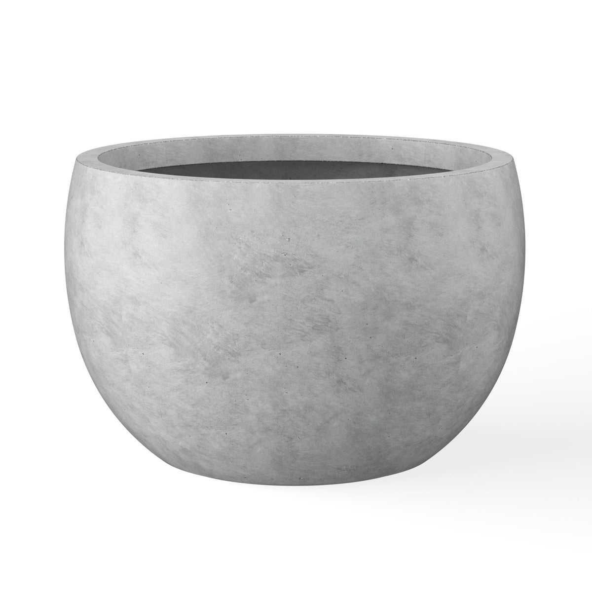 Kante maceta frontal gris pálido mostrando diseño moderno y resistencia