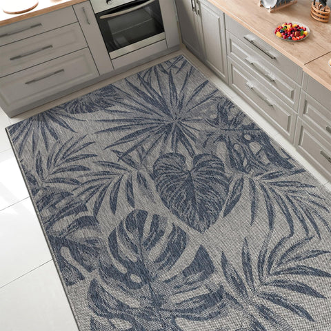 Keen Home Design alfombra colocada en patio mostrando comodidad y estilo