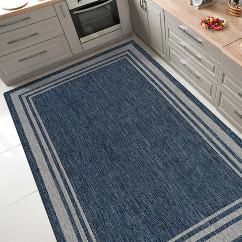 Keen Home Design alfombra colocada en terraza demostrando uso exterior práctico