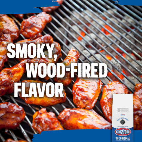 Kingsford parrilla al aire libre con comida, mejora reuniones y sabor ahumado