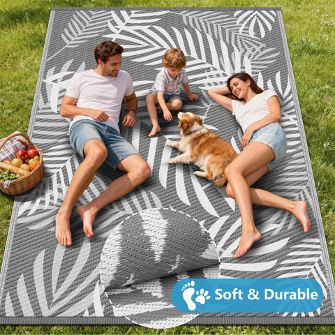 Kohree alfombra en porche con muebles beneficiando confort y estilo exterior