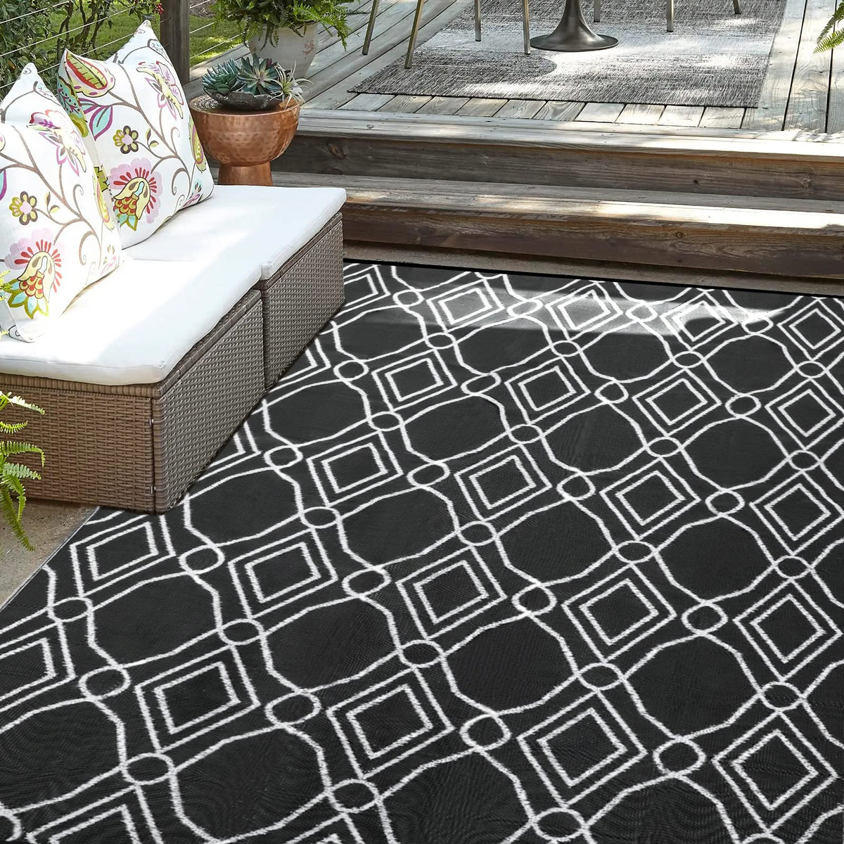 Kohree vista frontal del empaque mostrando la alfombra y diseño reversible
