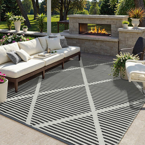 Lahome alfombra al lado de un sillón para comparar escala y cobertura real