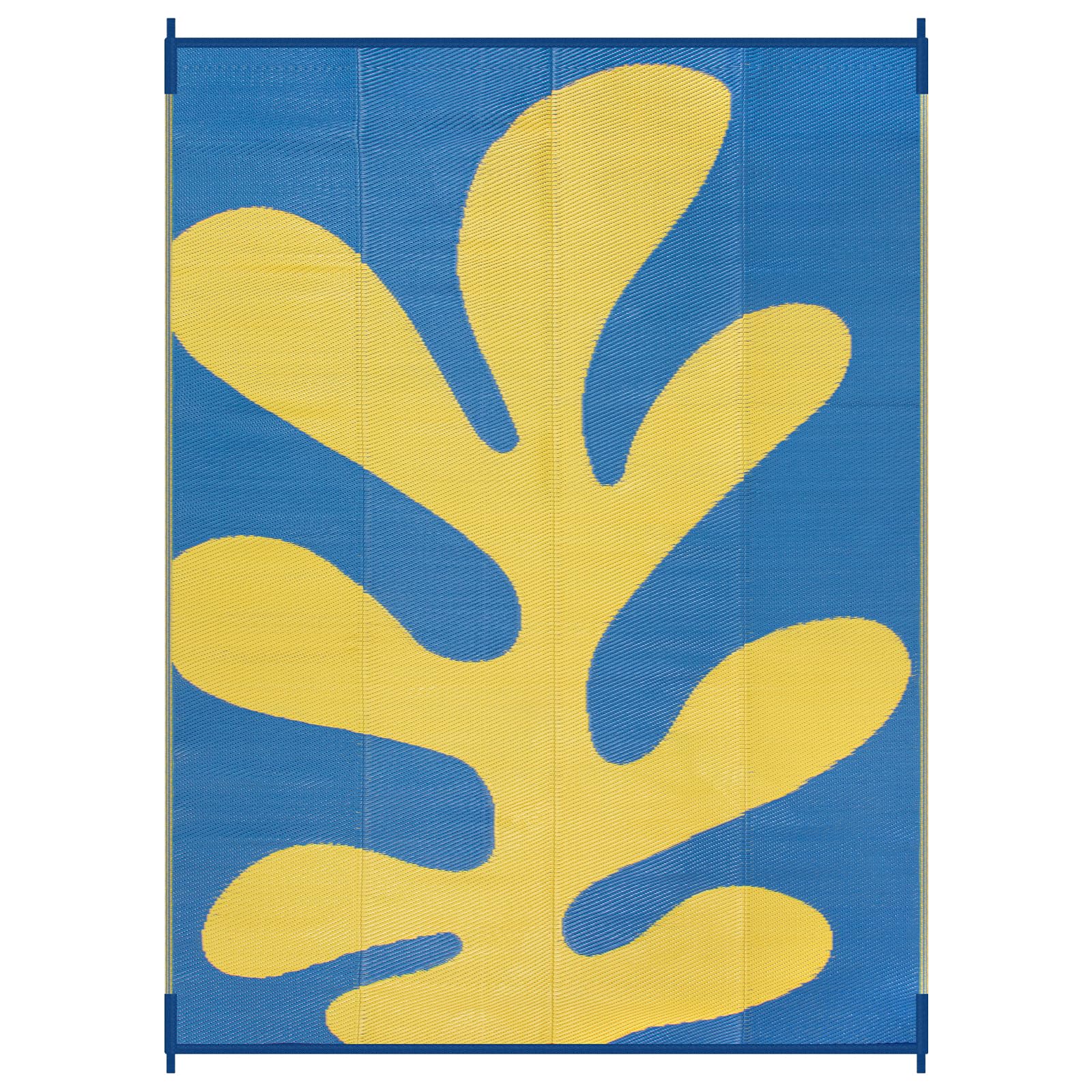 Lahome alfombra colocada junto a persona para escala, tamaño 9x12 claro
