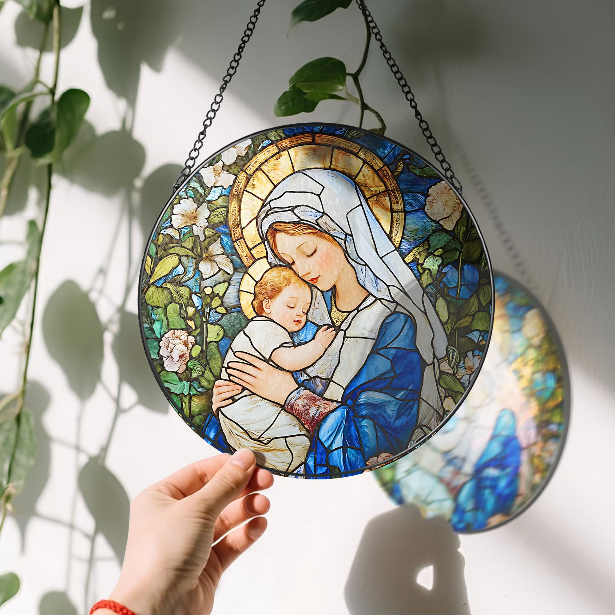LAOWEIKI suncatcher colgado en ventana con luz de amanecer embelleciendo espacio
