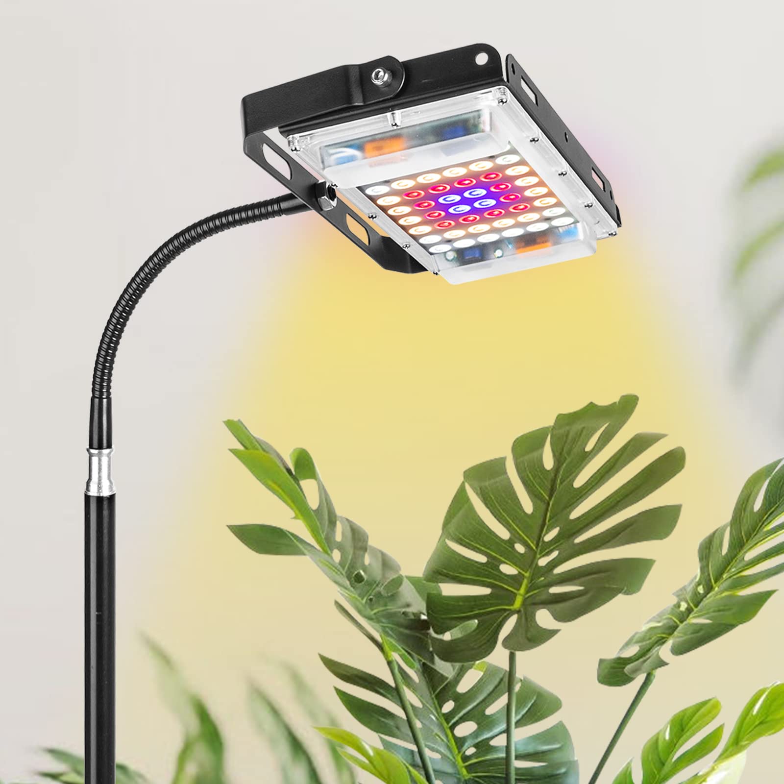 LBW lámpara iluminando una maceta beneficiando crecimiento en interior