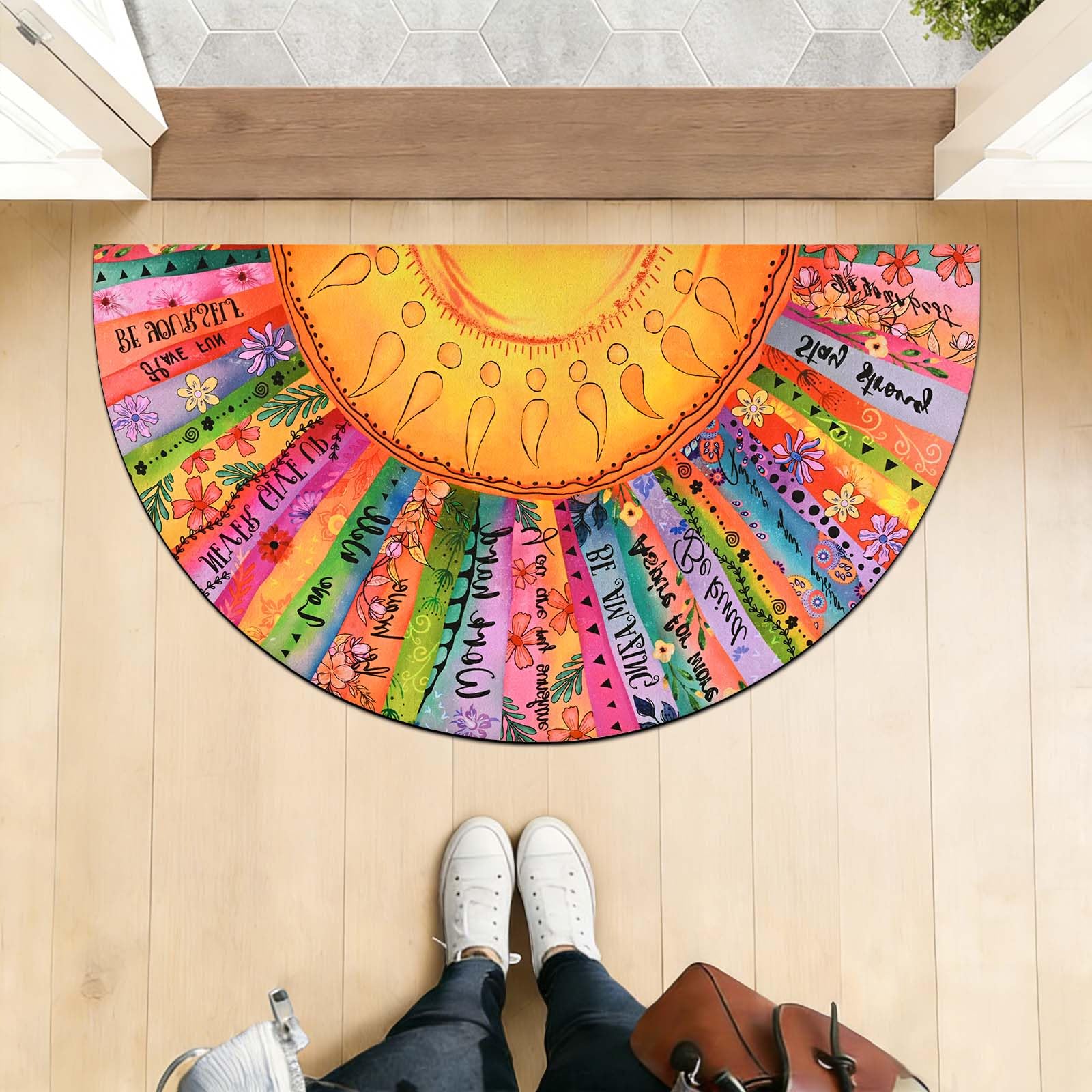 Likiyol felpudo en un porche decorado, mejora la bienvenida visual