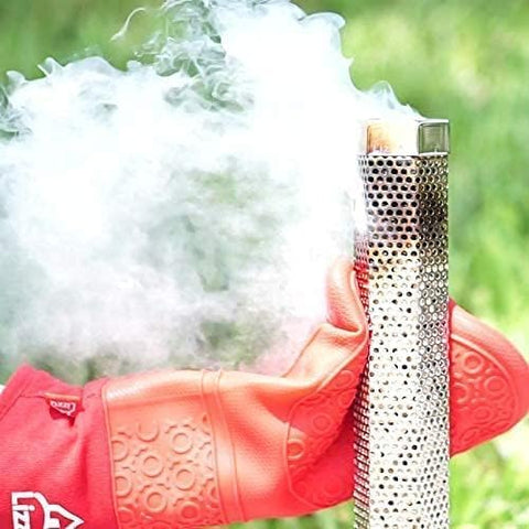 LIZZQ entrada de pellets mostrando compatibilidad con maderas