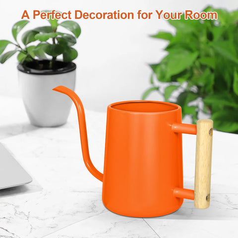 LTSUMI regadera naranja en balcón como pieza decorativa funcional