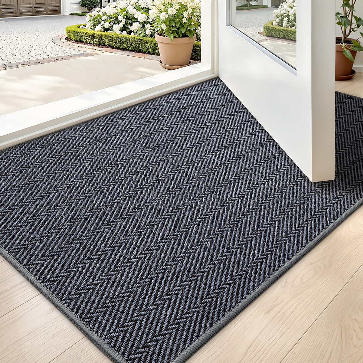 LUMI felpudo frontal gris pizarra, diseño elegante y discreto