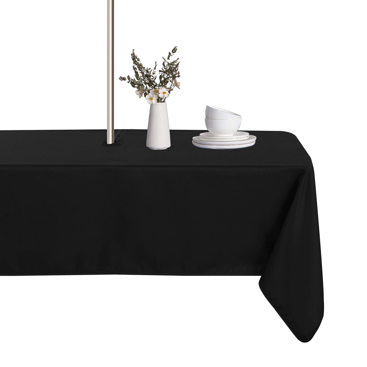 LUSHVIDA mantel frontal en negro mostrando cobertura y elegancia