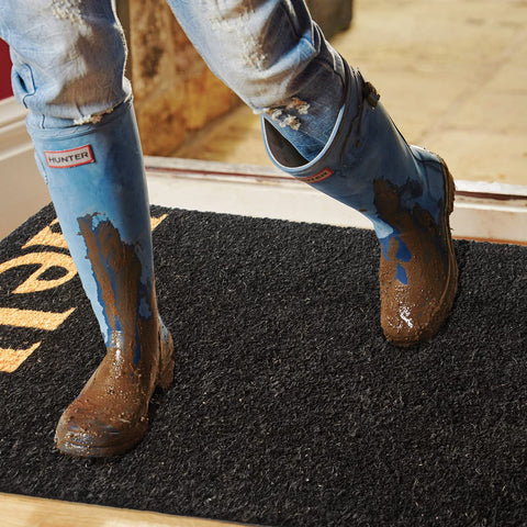 LuxUrux detalle del respaldo PVC que evita humedad y deslizamiento