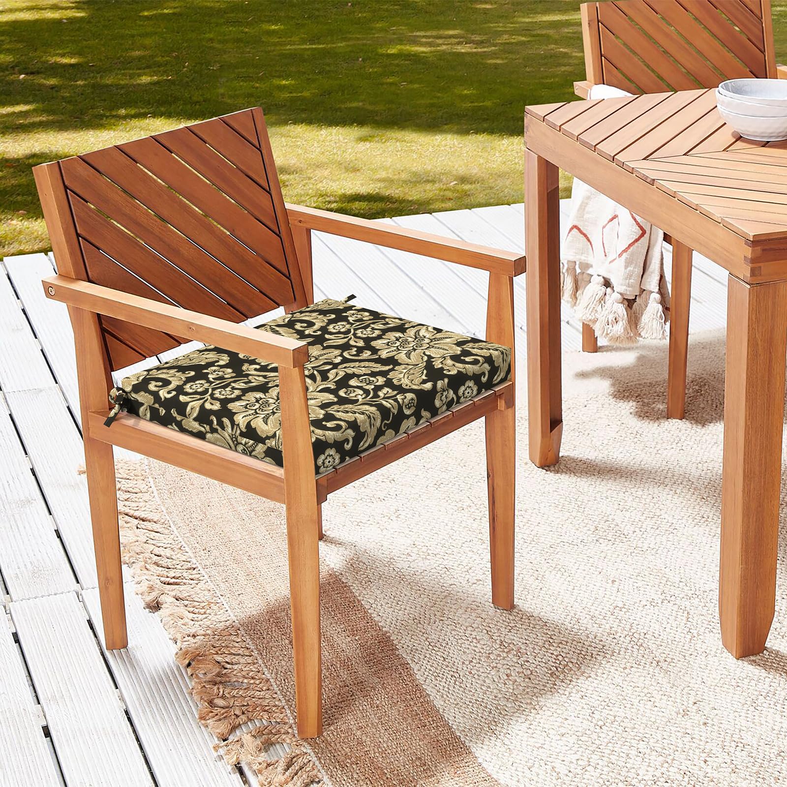 LVTXIII conjunto en terraza estilizada aporta elegancia funcional