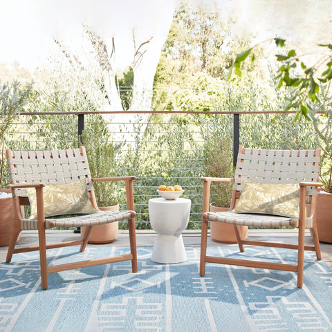 LVTXIII cojines integrados en terraza tropical realzando decoración