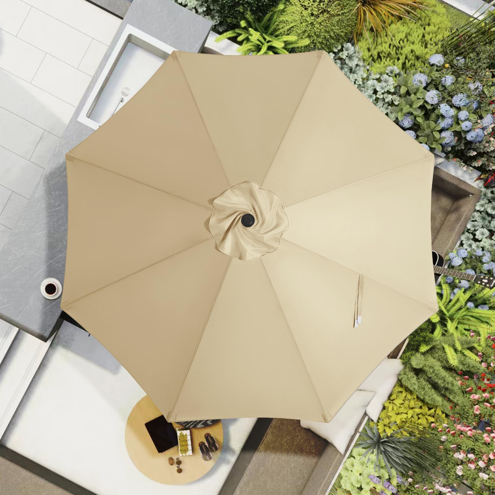 MASTERCANOPY toldo beige en jardín, mejora estética y protección solar