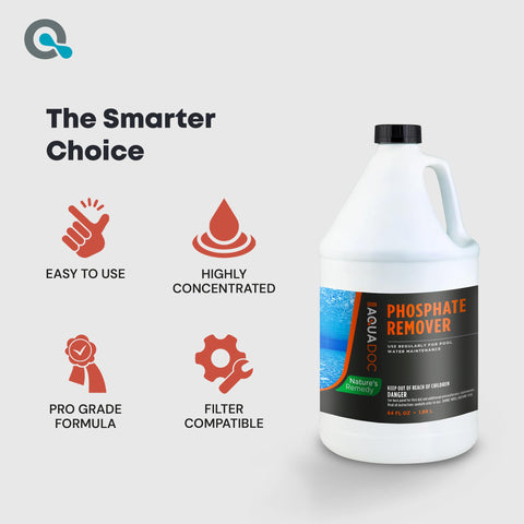 MAV AquaDoc aplicándose en piscina para reducir fosfatos eficazmente