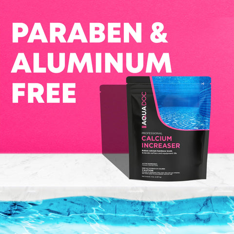 Escena de piscina limpia usando MAV AquaDoc para mantener balance del agua