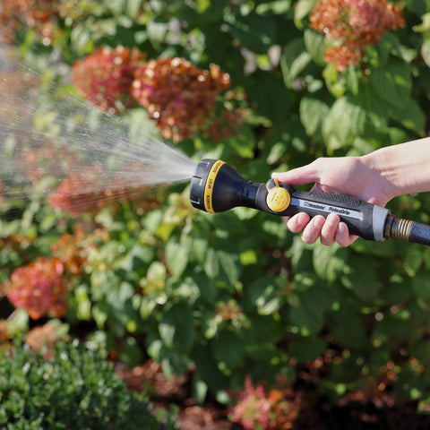Melnor detalle del mango RelaxGrip que reduce esfuerzo y deslizamiento