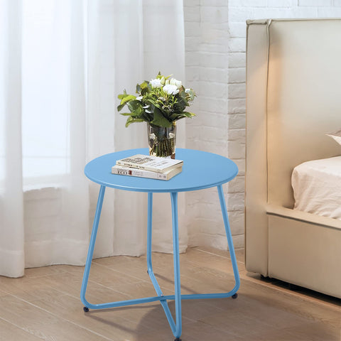 Meluvici mesa comparada con silla para visualizar tamaño y portabilidad