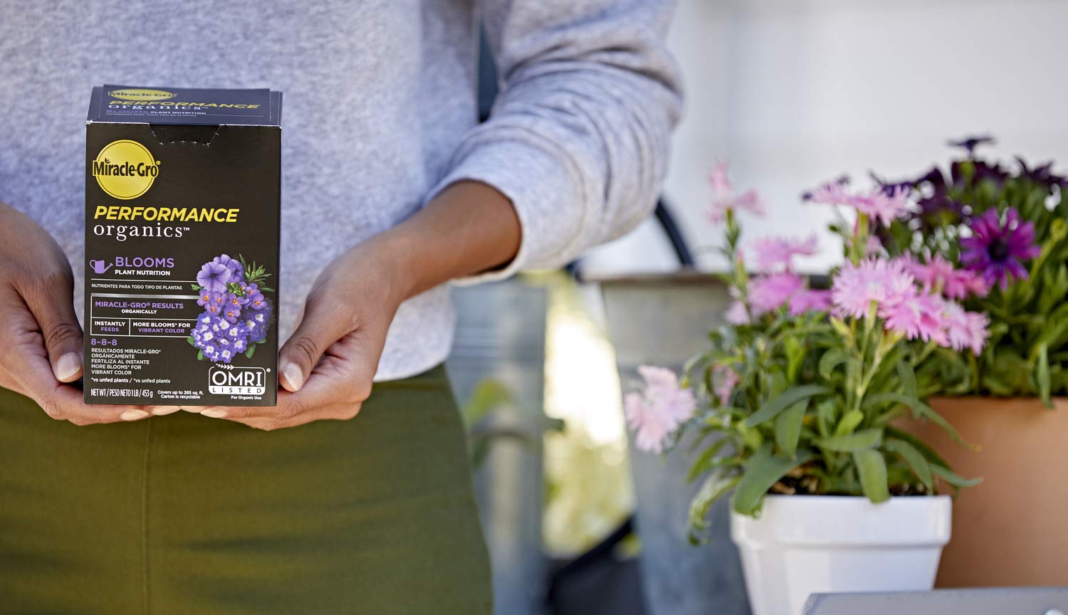 Miracle-Gro detalle del líquido y textura para rápida absorción