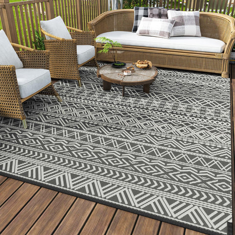 MontVoo vista frontal de la alfombra exterior mostrando diseño boho y protección